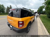 Ford Bronco delivered to Farmington Hills, Michigan - car shipping from Haltom City, Texas