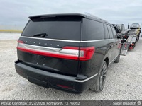 Lincoln Navigator auto transport pickup in Haslet, Texas before shipping to Sterling Heights, Michigan